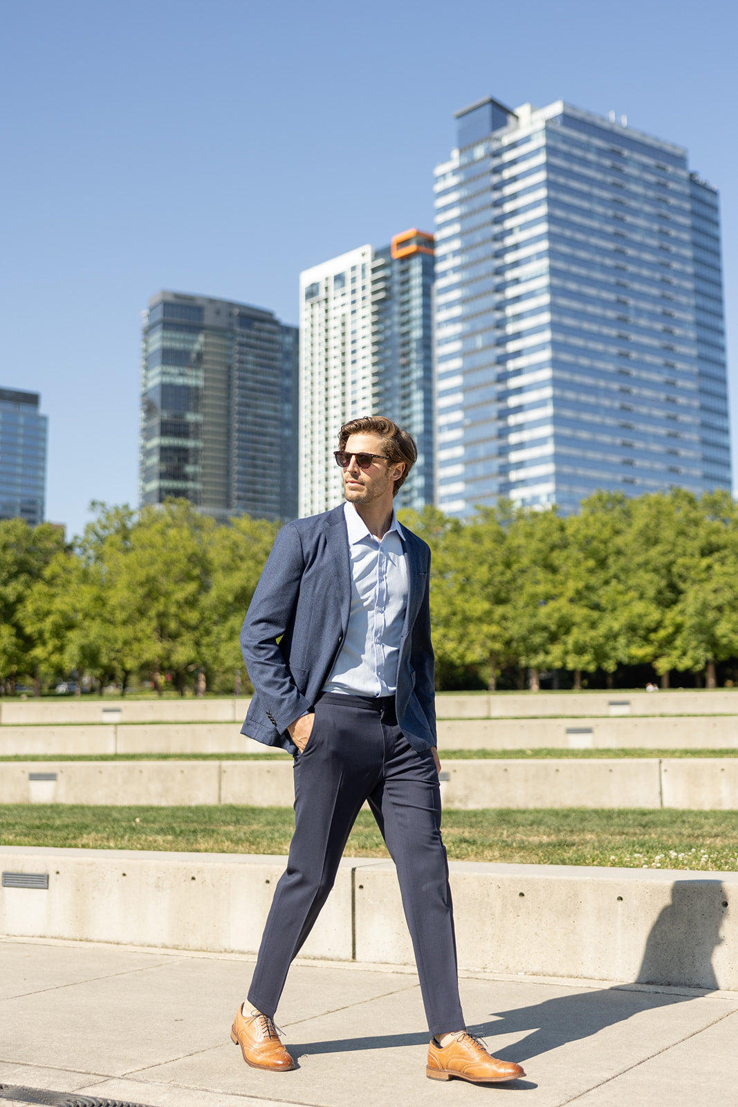 How to Wear a suit in Hot Weather (Stop Sweating During Summer!)
